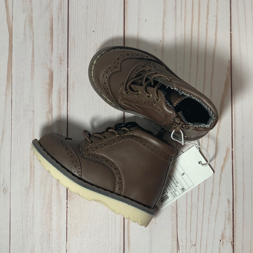 Cat and Jack Prentice Wingtip Boots